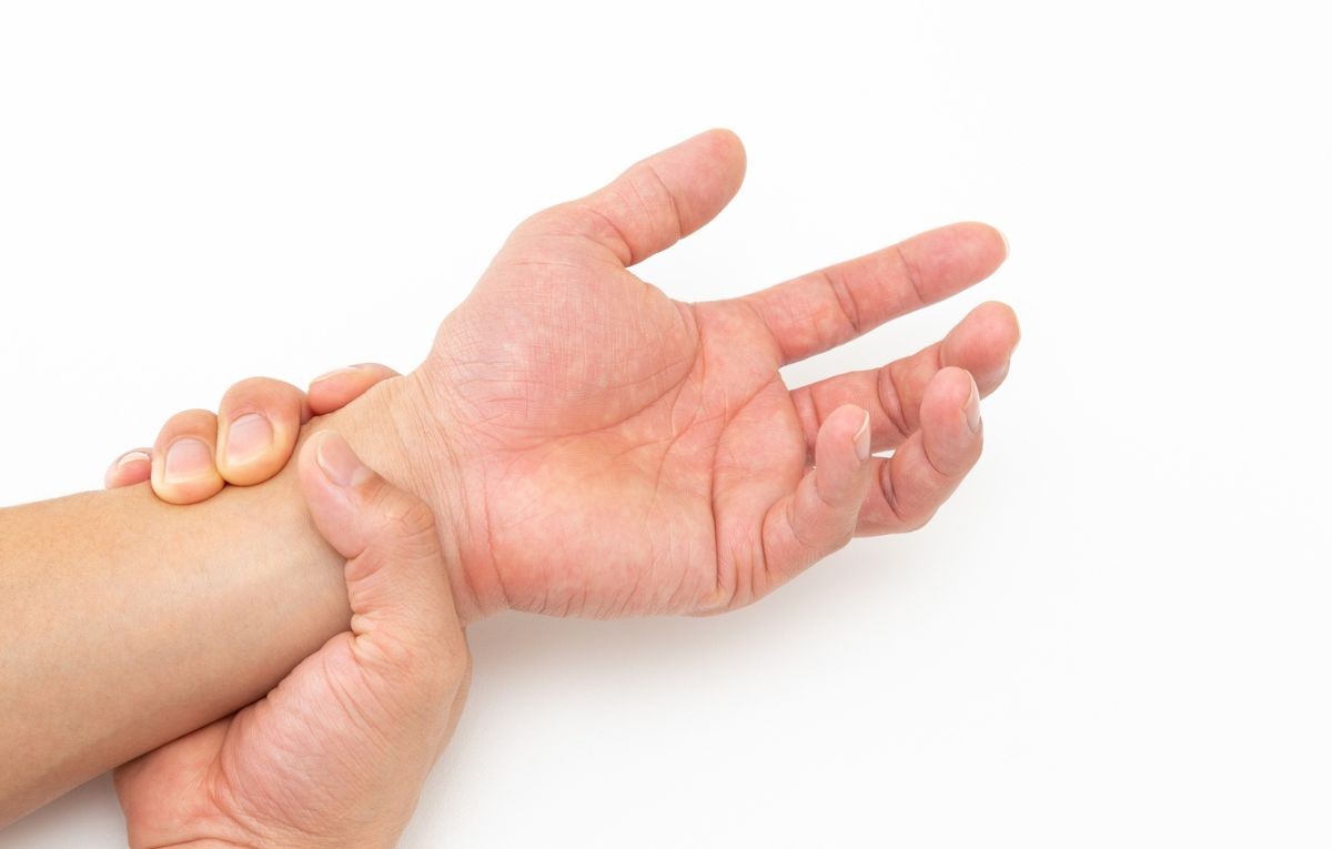 Braço Esquerdo e Mão Formigando: Como Saber se é Infarto ou Ansiedade?